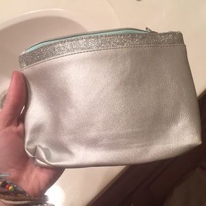 Makeup bag